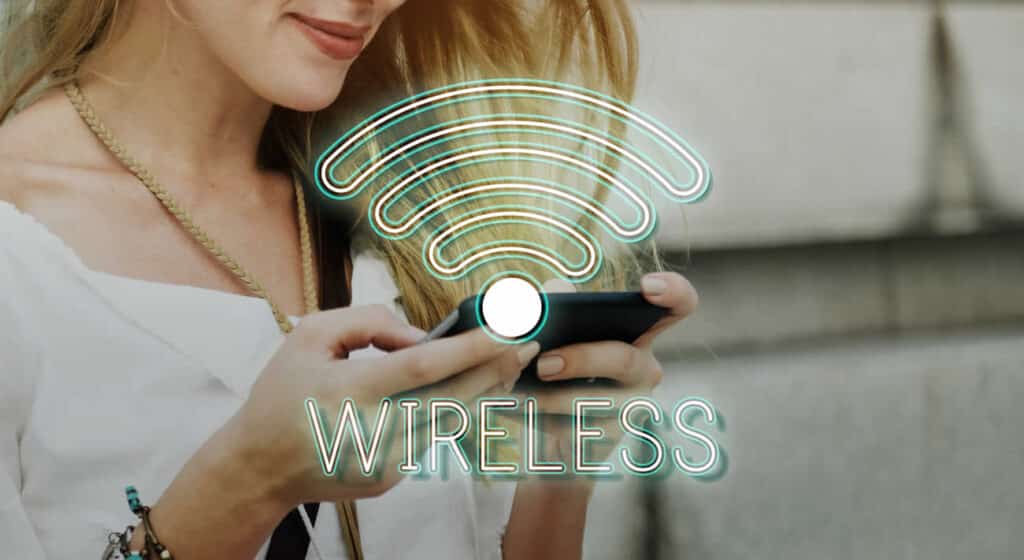 2.4GHz vs 5GHz WiFi: Which Should You Use?